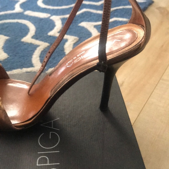 VIA SPIGA Heels - Picture 3 of 3